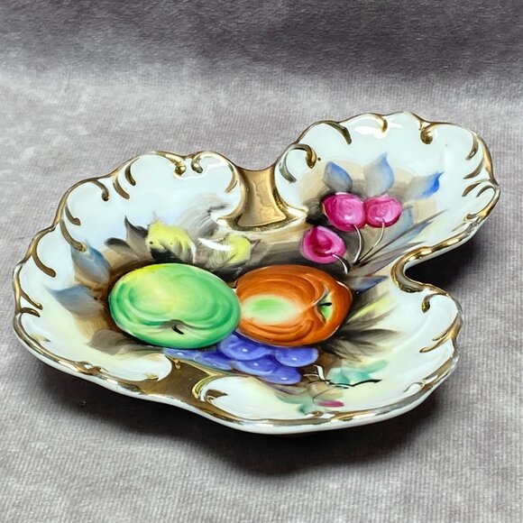 Vintage Japan Hand-Painted Ceramic Leaf-Shaped Dish With Fruit Motif Trinket - Picture 4 of 12